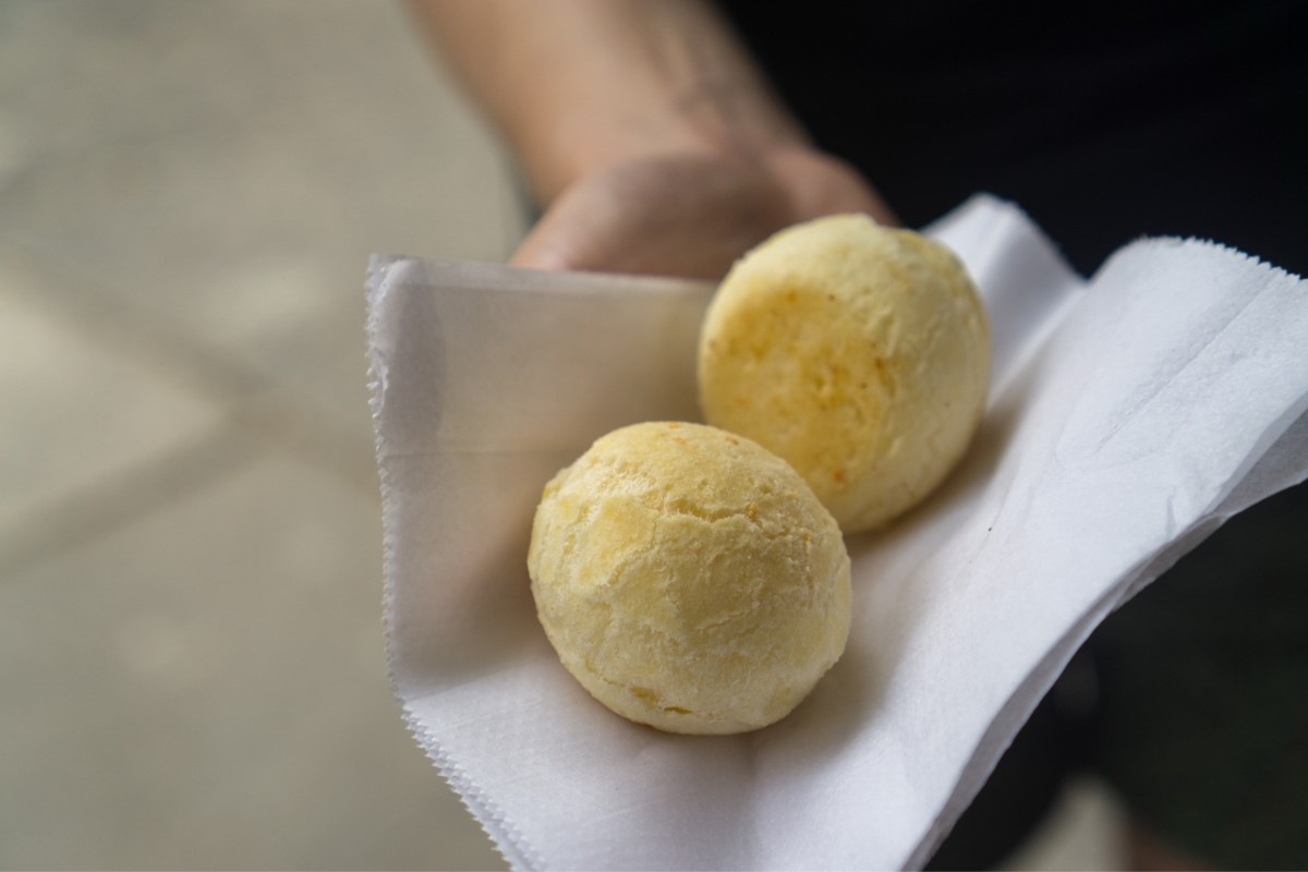 chipacita cheesy dough ball, street food, Rio de Janeiro